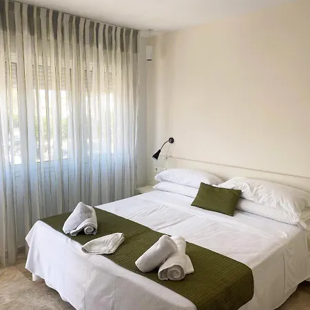 Hotel Senderos 3*