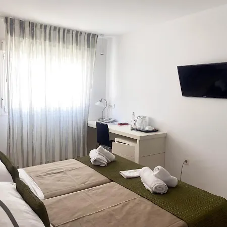 Senderos Hotel