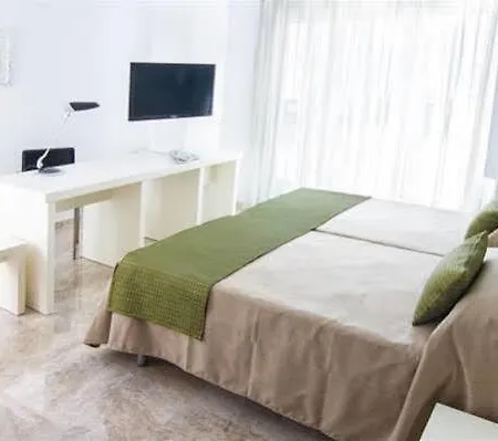 Hotel Senderos